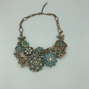 Ladies necklace
